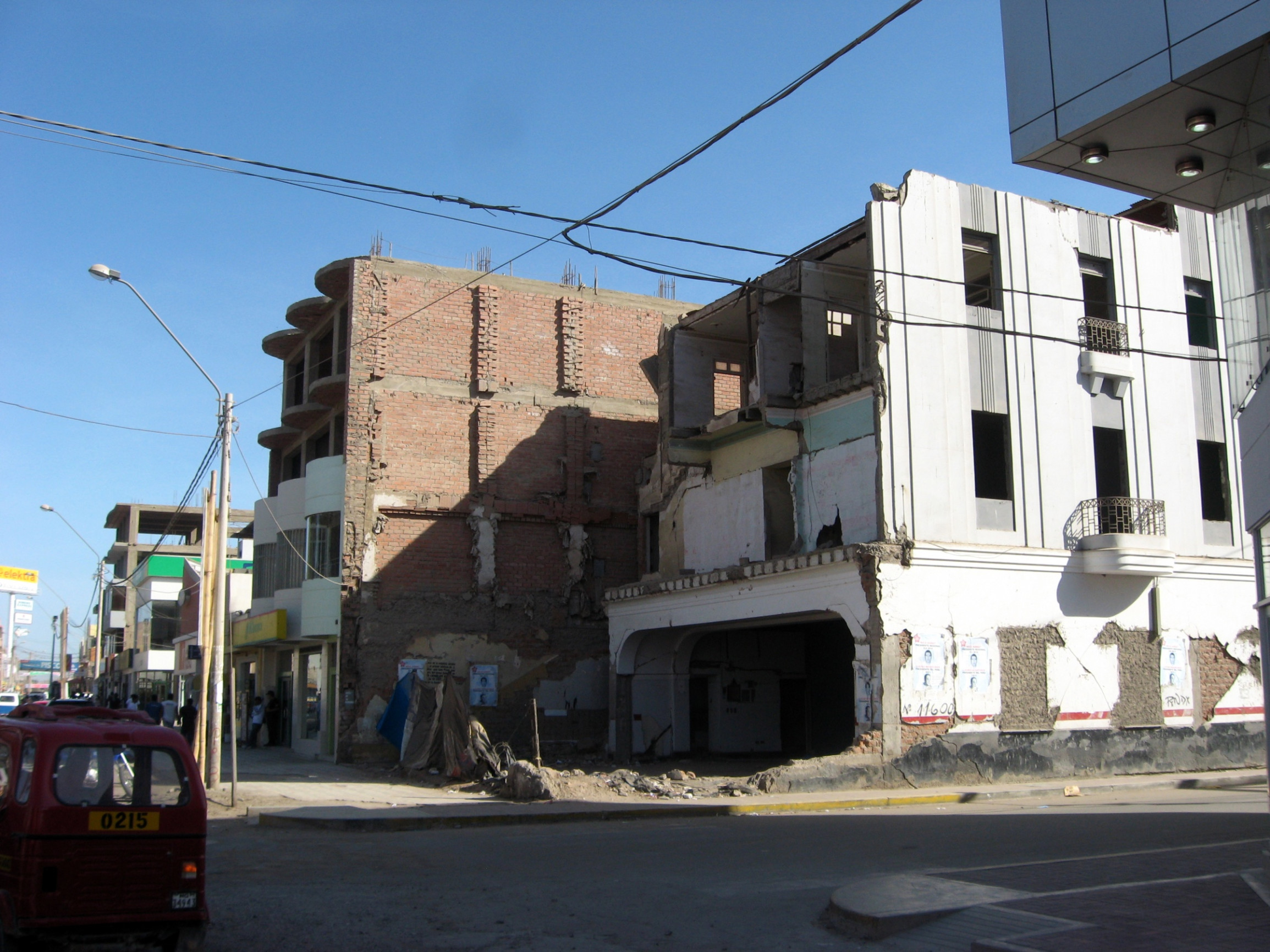 Улицы Писко после землетрясения 2007 года – фотографии Перу