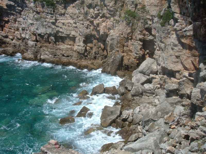 Скала на острове Колочеп, Хорватия. Фото 9 – фотографии Хорватии