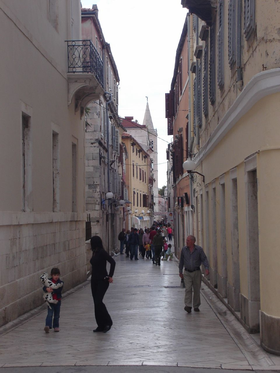 Улица в Задаре, Хорватия. Фото 18 – фотографии Хорватии