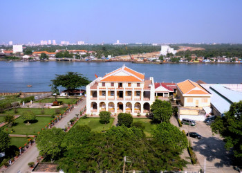 Вид на реку в Хошимине, Вьетнам – фотографии Вьетнама