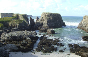 Скалы в Бель-Иль, Франция – фотографии Франции