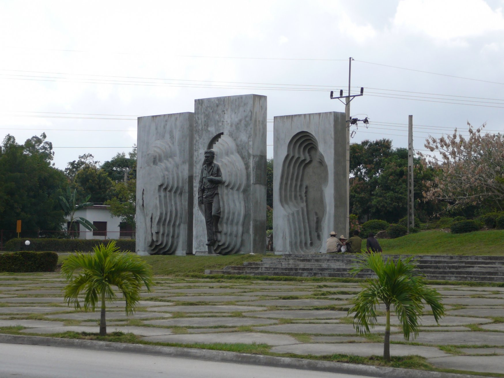 Памятник в Ольгин провинция, Куба – фотографии Кубы