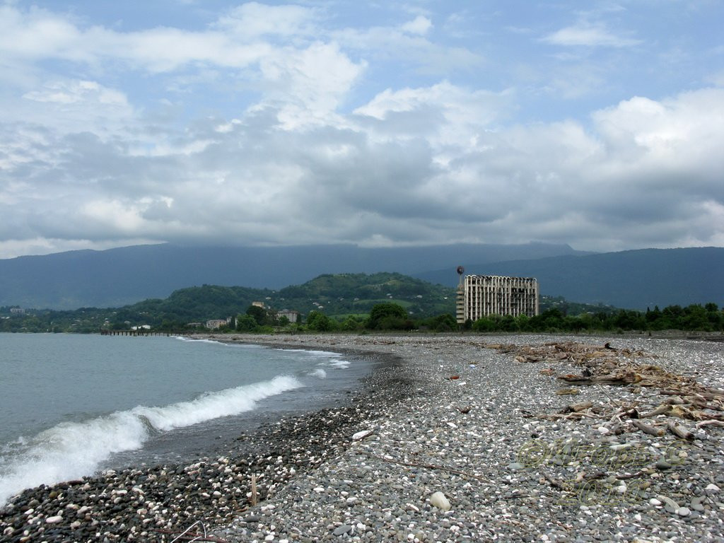 Пляж в Эшера, Абхазия – фотографии Абхазии