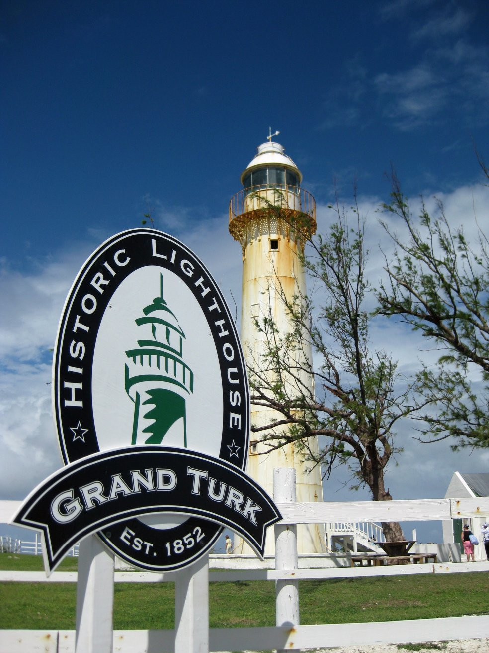 Historic_Lighthouse_Park_on_Grand_Turk – фотографии Тёркс и Кайкос