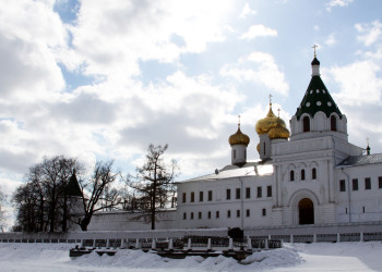 Свято-Троицкий мужской Ипатьевский монастырь, Кострома. Фото 1 – фотографии России