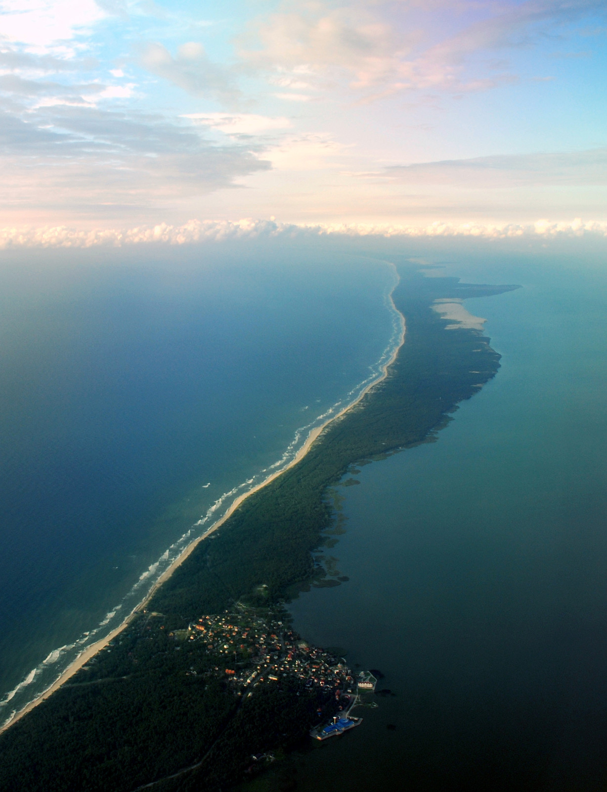 Куршская коса, вид из самолёта – фотографии России