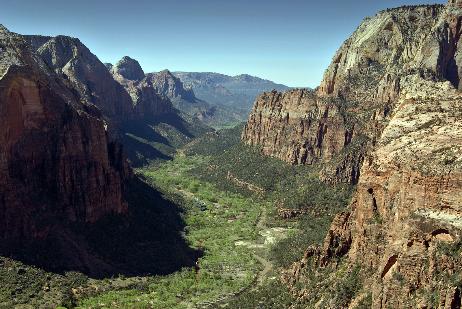 Национальный парк Зайон в США. Фото 1 – фотографии США