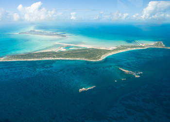 Вид на Амбергрис-Кей – фотографии Тёркс и Кайкос
