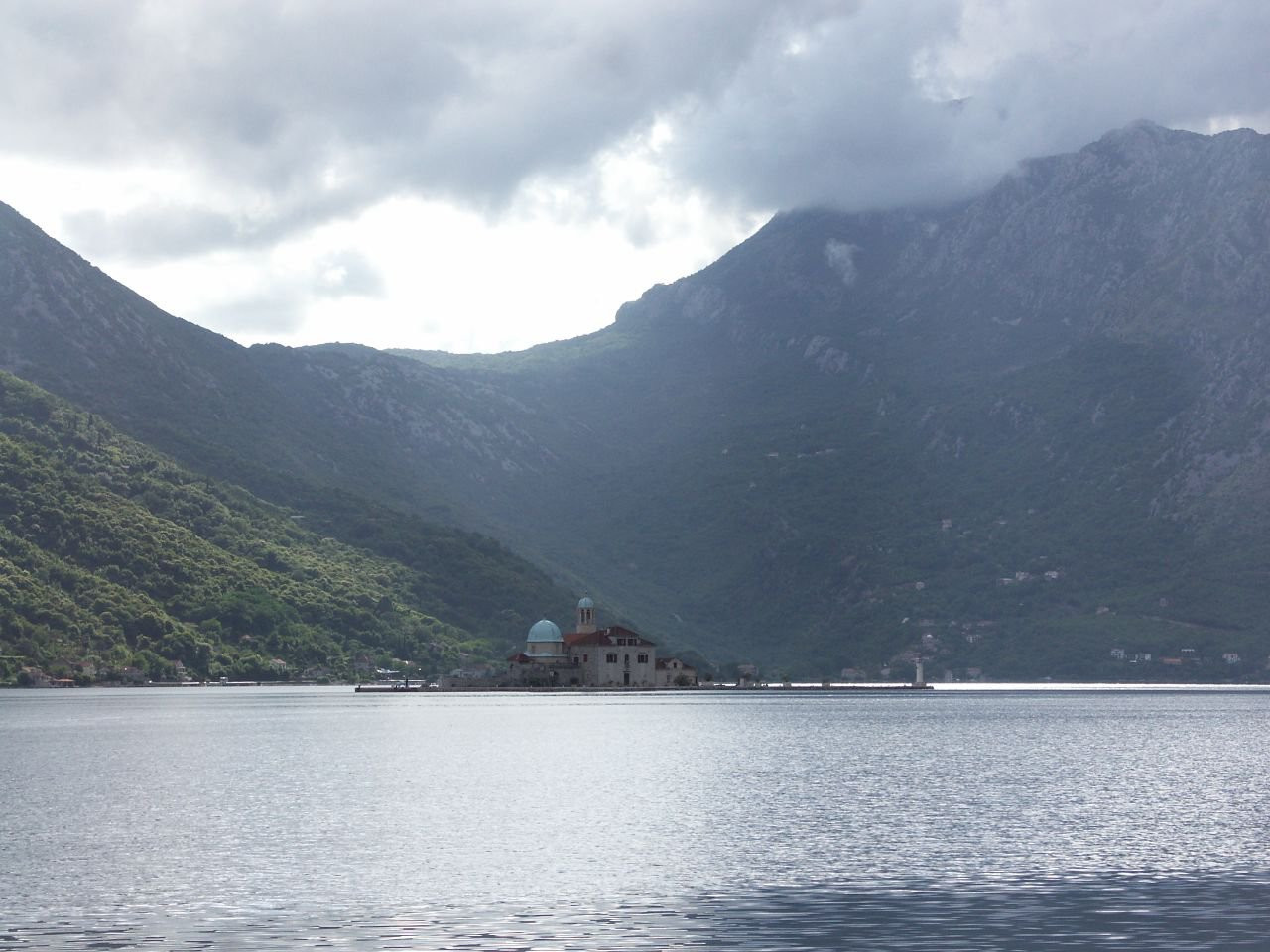 Остров в Которском заливе, Черногория. Фото 4 – фотографии Черногории