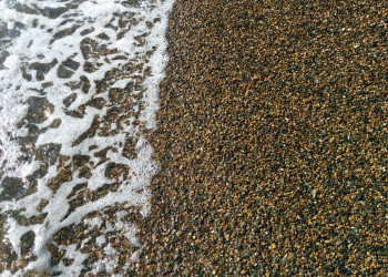 Хорошиие галечные пляжи между Дедеркоем и Южным – фотографии России