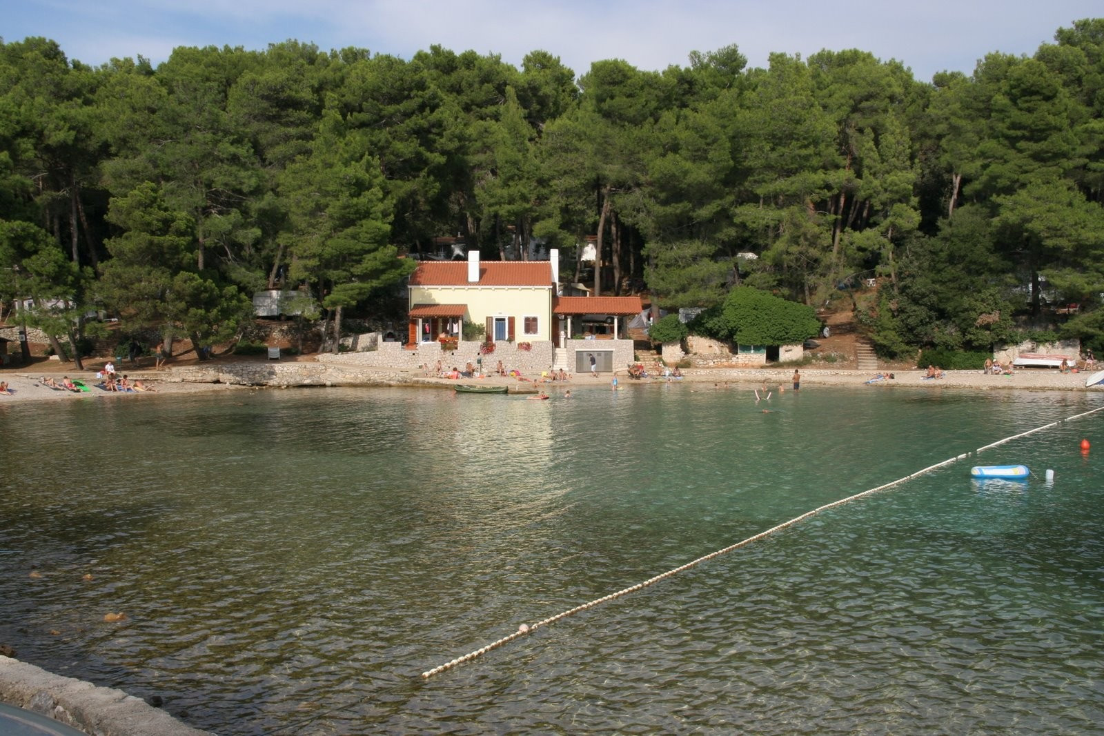 Пляж на острове Црес, Хорватия. Фото 1 – фотографии Хорватии