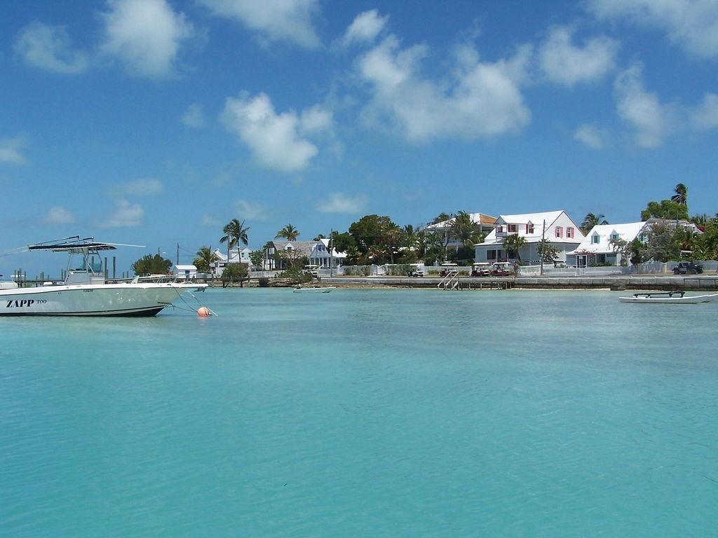Набережная на острове Харбор Айленд, Багамские острова. Фото 2 – фотографии Багамских островов