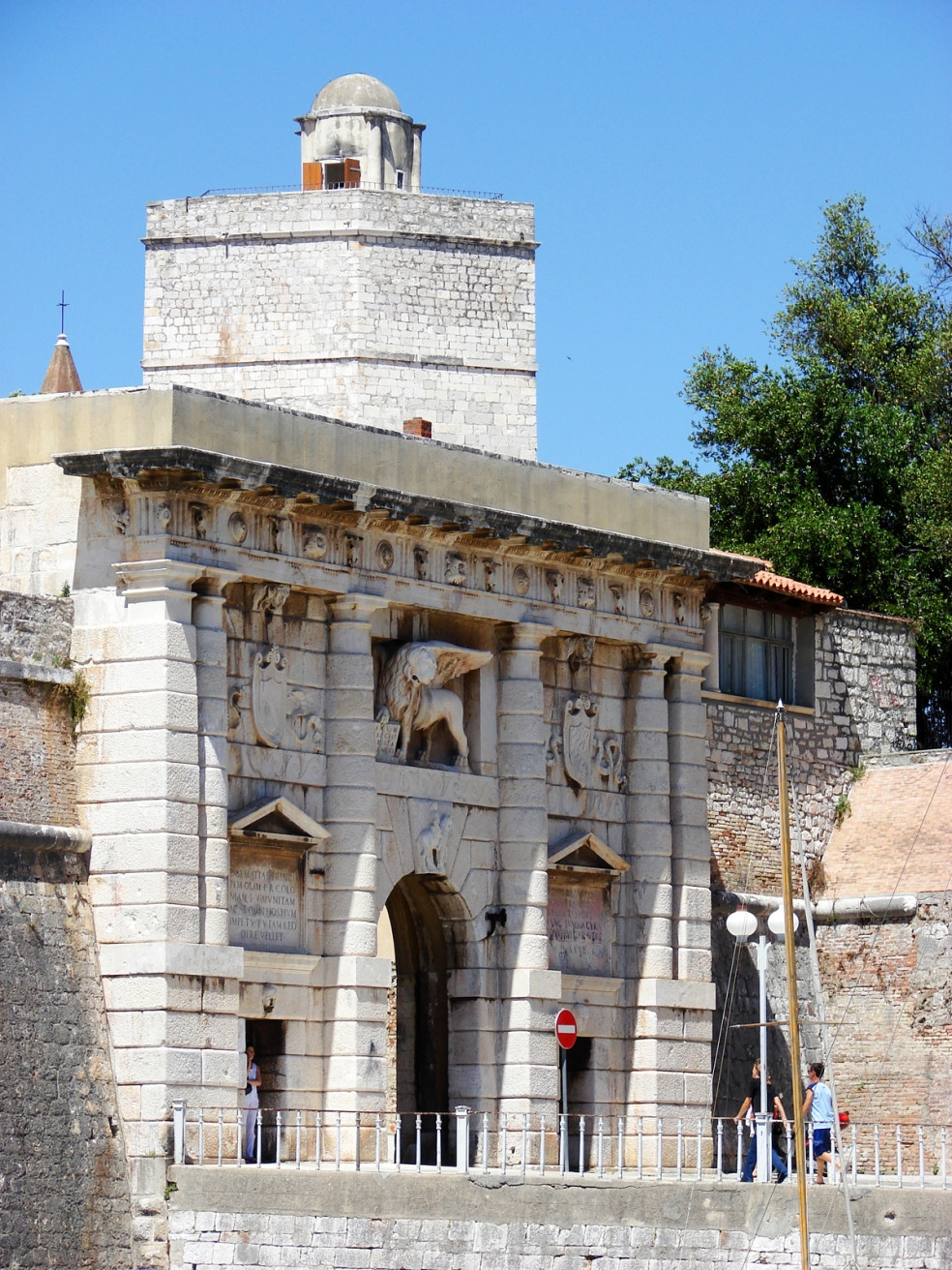 Достопримечательность в Задаре, Хорватия. Фото 13 – фотографии Хорватии