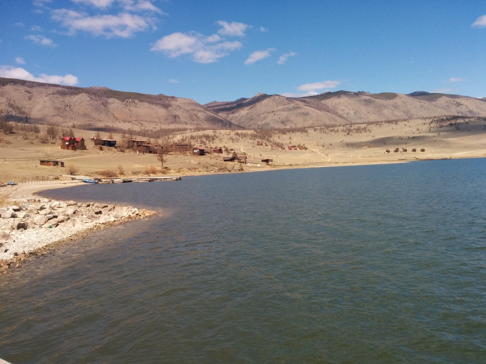 Вид на тубазу Да-Ши, Малое море, Байкал – фотографии России