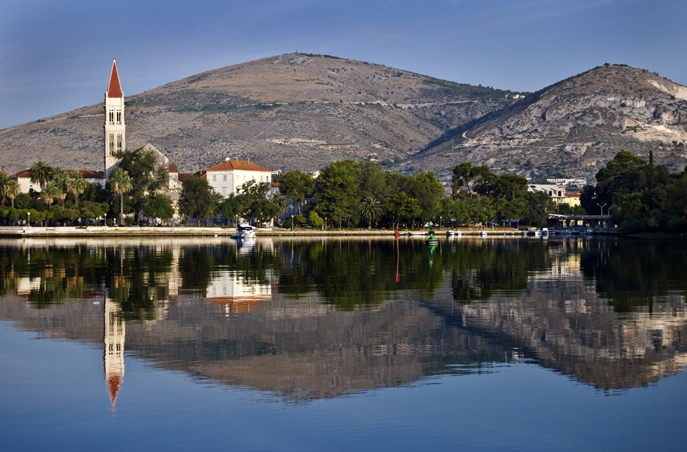Море в Трогире, Хорватия. Фото 8 – фотографии Хорватии