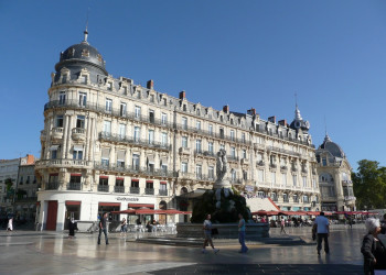 Площадь в Монпелье, Франция – фотографии Франции