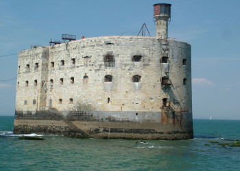 Крепость в Форт Байяре, Франция. Фото 5 – фотографии Франции