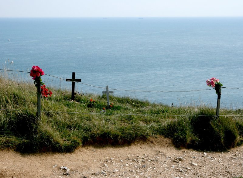 Кресты в память об умерших на мысе Бичи-Хед. Фото 1 – фотографии Великобритании