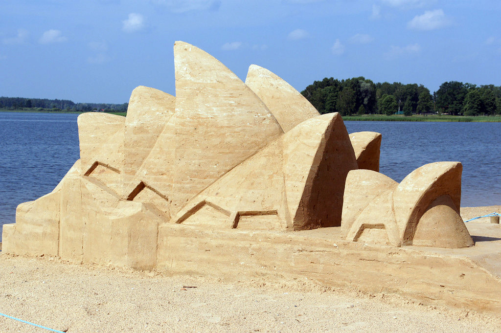 Австралийская опера из песка в Выру – фотографии Эстонии