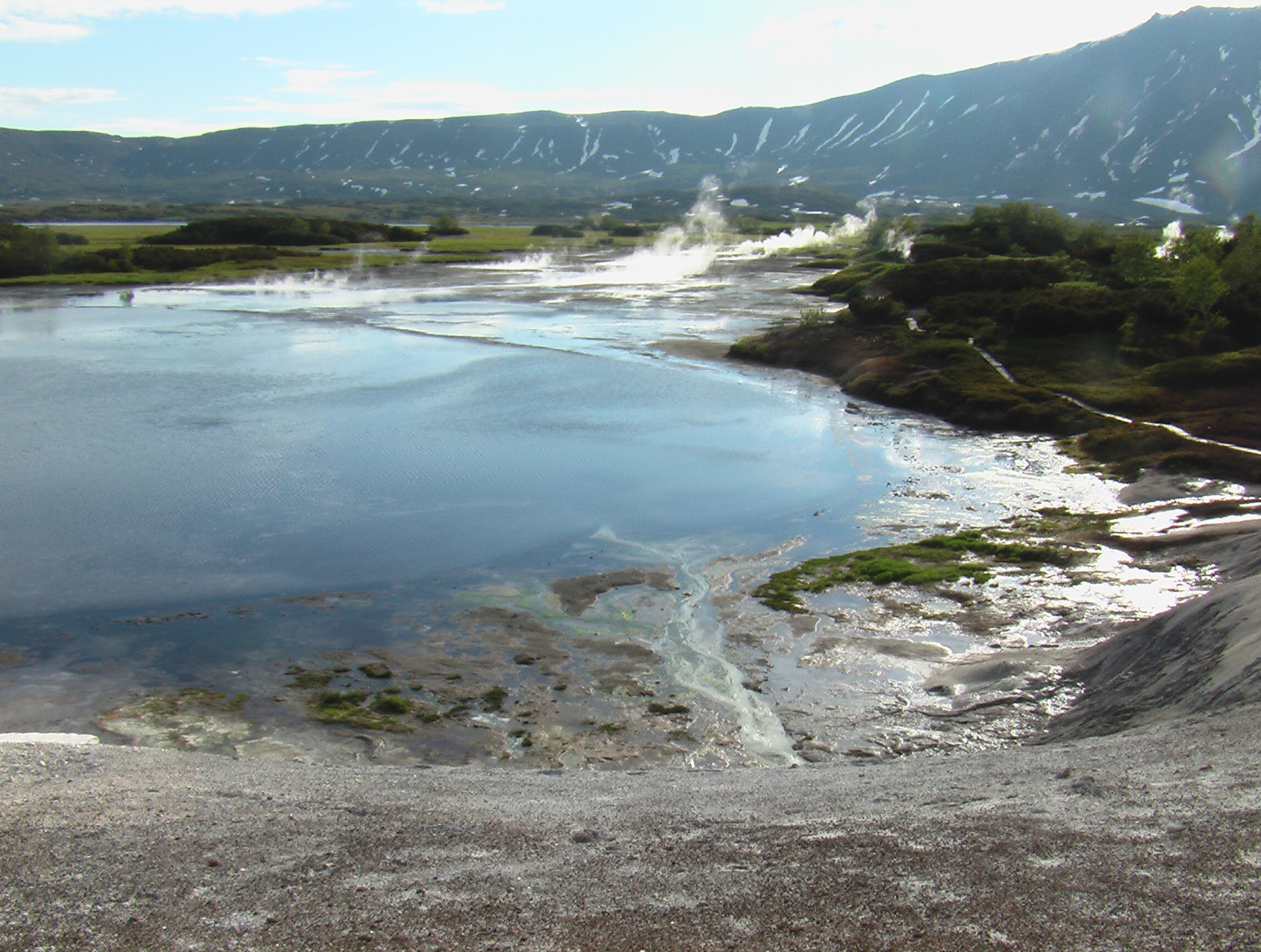 Вулкан Узон расположен на территории Кроноцкого заповедника – фотографии России
