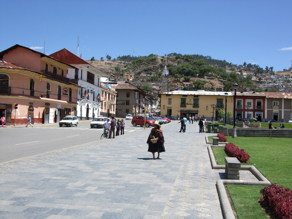 Площадь в Кахамарке – фотографии Перу