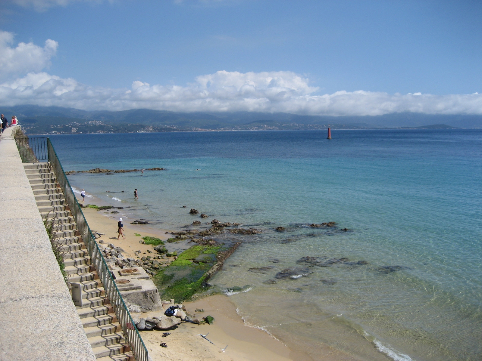 Море в Аяччо, Франция. Фото 2 – фотографии Франции