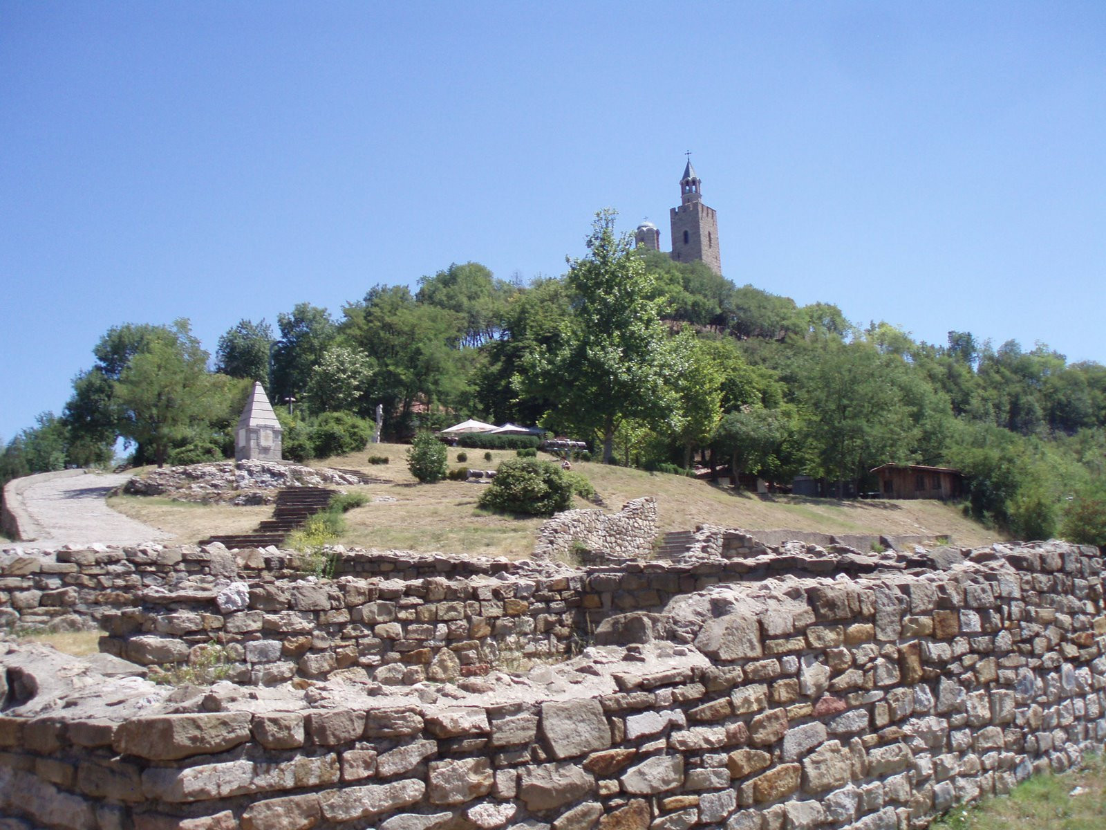 Развалины в Велико-Тырново, Болгария. Фото 15 – фотографии Болгарии