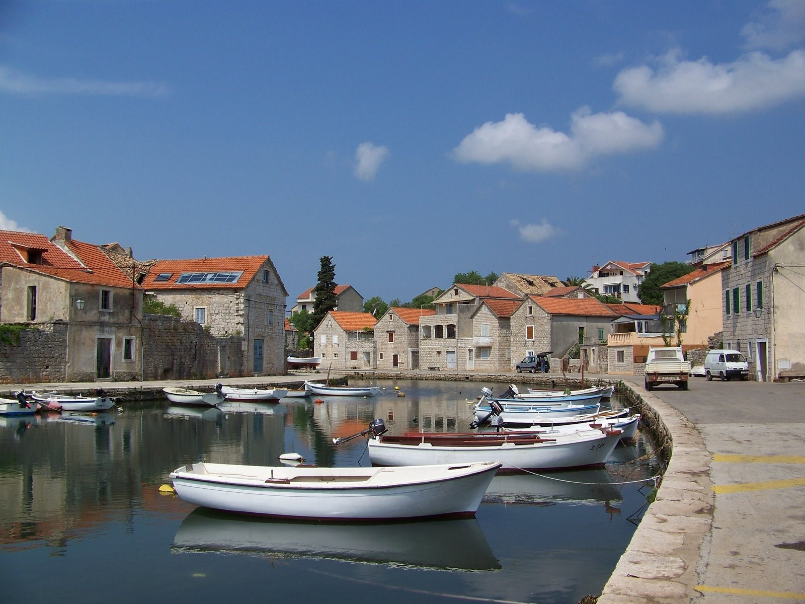 Лодки у причала в Врбоска, Хорватия. Фото 3 – фотографии Хорватии