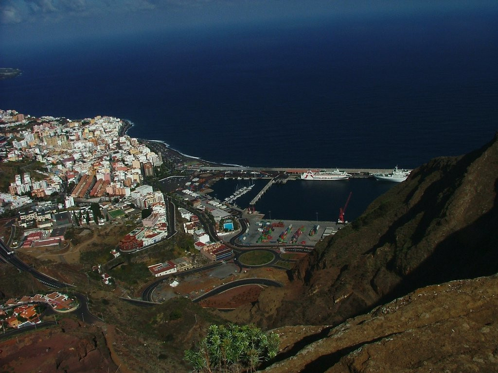 Санта-Крус-де-Ла-Пальма, Ла-Пальма остров, Канарские острова, фото № 32151 – фотографии Канарских островов
