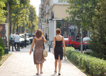 Люди в Подгорица, Черногория – фотографии Черногории