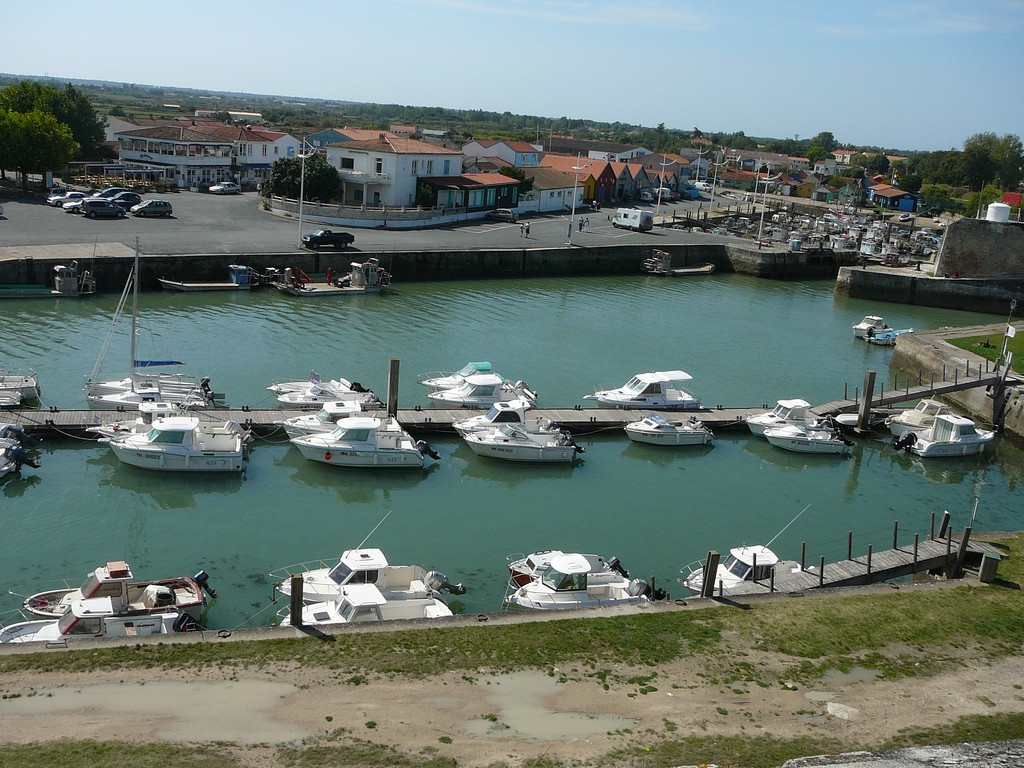 Яхты и катера на острове Олерон, Франция. Фото 13 – фотографии Франции