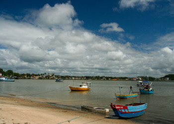Лодки в Ильеусе, Бразилия – фотографии Бразилии