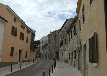 Улица в Врсаре, Хорватия. Фото 5 – фотографии Хорватии