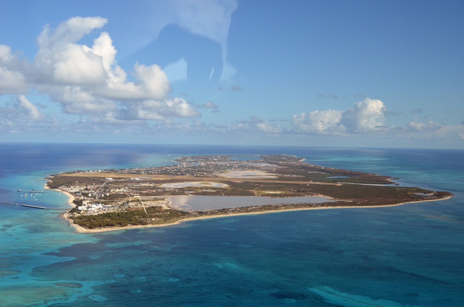 Остров Гранд-Тёрк (Grand Turk) – фотографии Тёркс и Кайкос