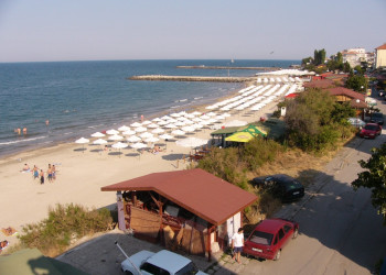 Пляж в Поморие, Болгария. Фото  – фотографии Болгарии