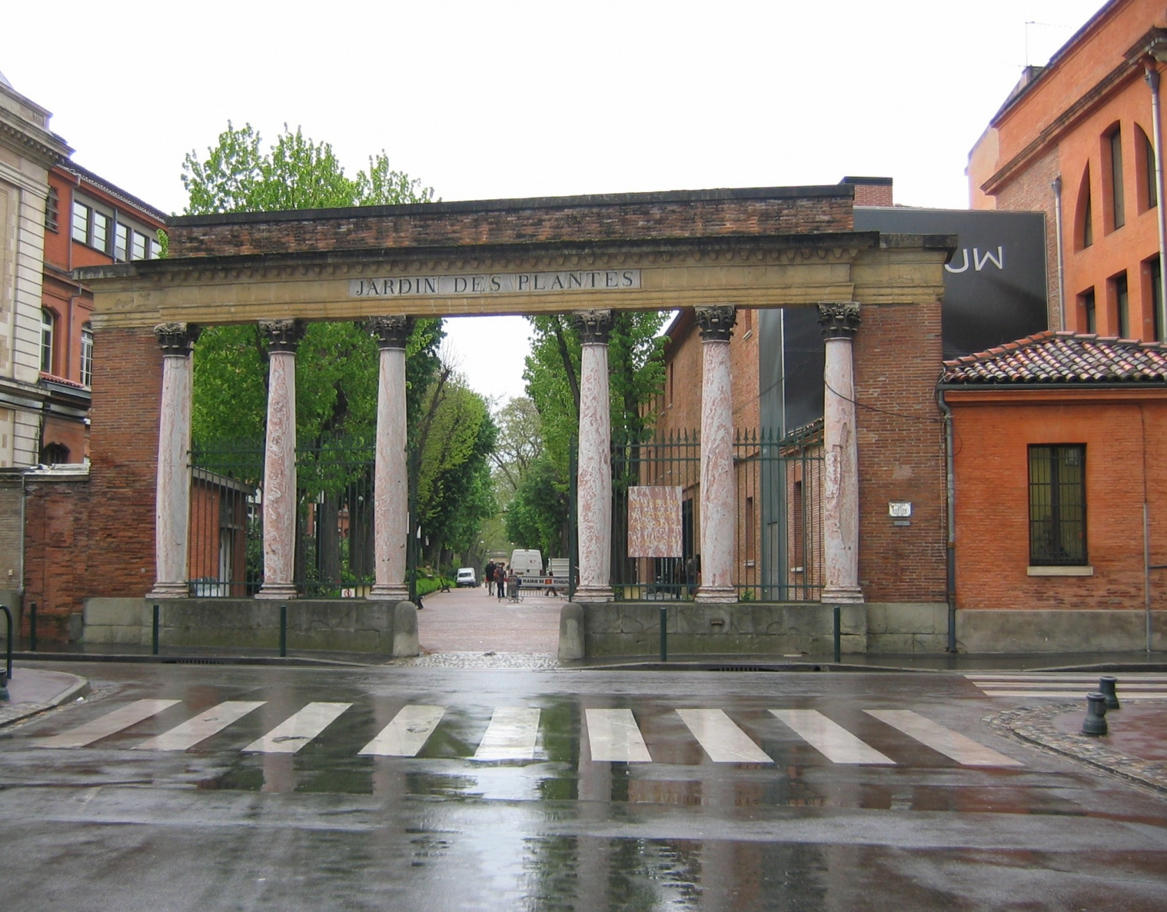 Улица в Тулузе, Франция. Фото – фотографии Франции