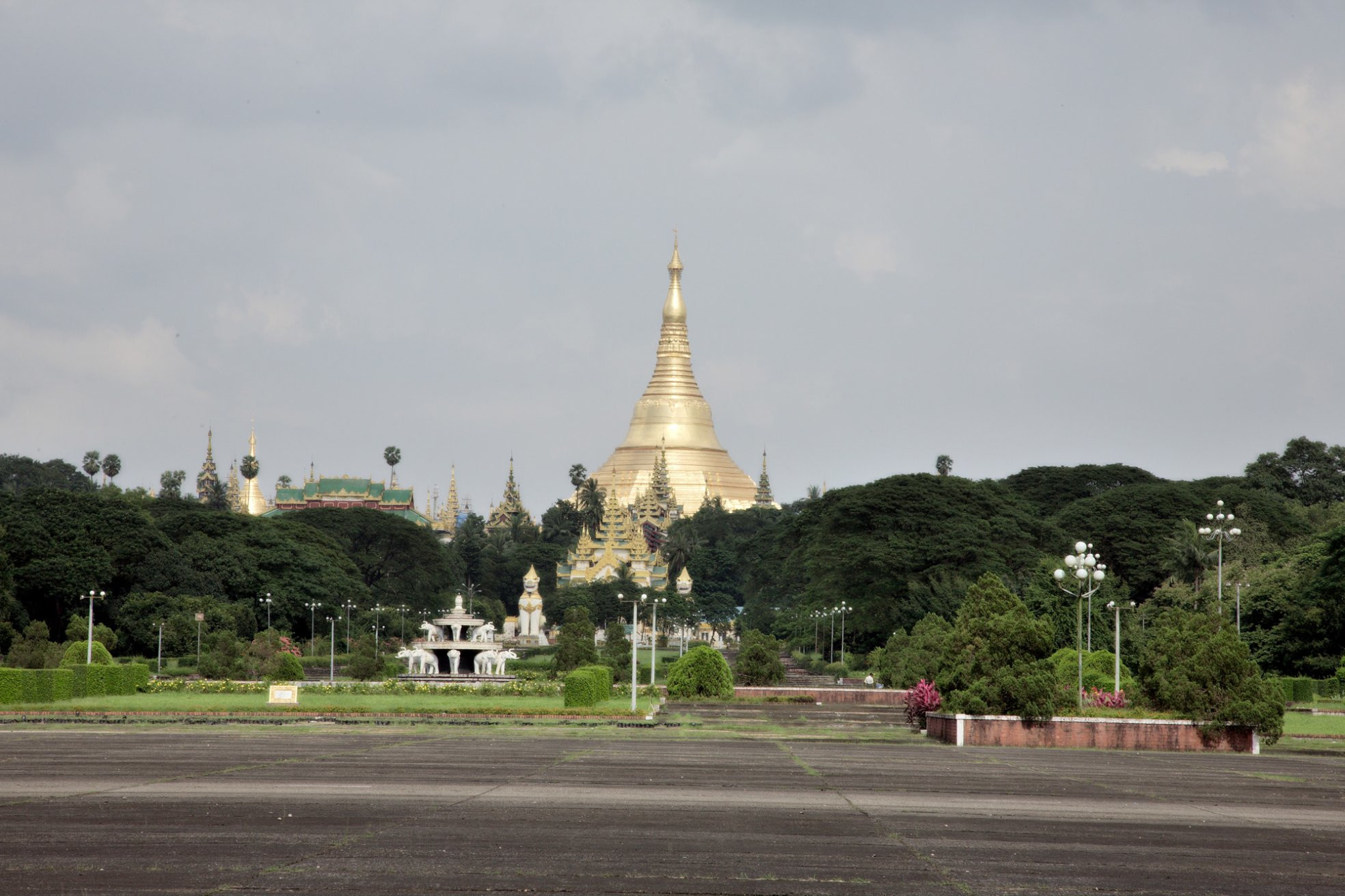 Пагода Шведагон (Shwedagon Pagoda) – фотографии Мьянмы