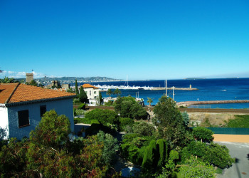 Манделье-ля-Напуль, Франция – фотографии Франции