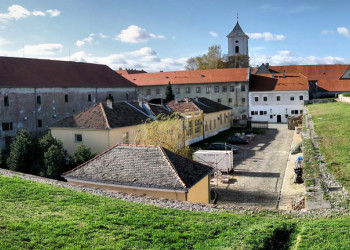 Крепость Tvrđa, Осиек, Хорватия – фотографии Хорватии