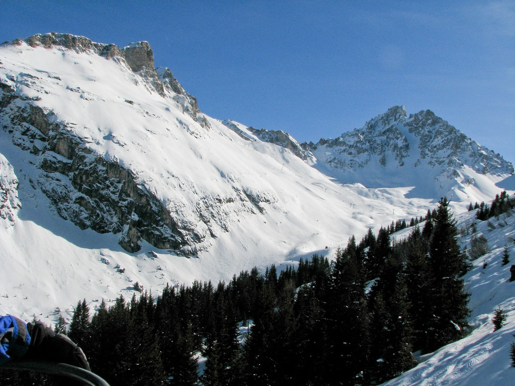 Горы в Ла-Тания, Франция. Фото 2 – фотографии Франции