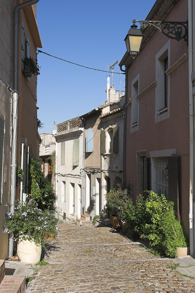 Улица в Арль, Франция. Фото 3 – фотографии Франции