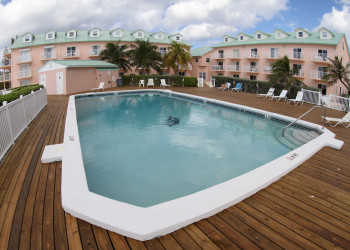 Курортный комплекс на острове Кайман-Брак (Cayman Brac Island) – фотографии Каймановых островов