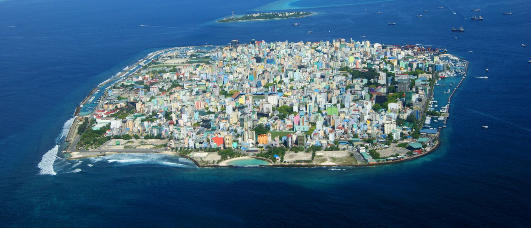 Панорамный вид в Северный Мале Атолл, Мальдивы. Фото 1 – фотографии Мальдивских островов