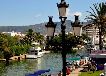 Эмпуриабрава – испанская Венеция. Фото 1 – фотографии Испании