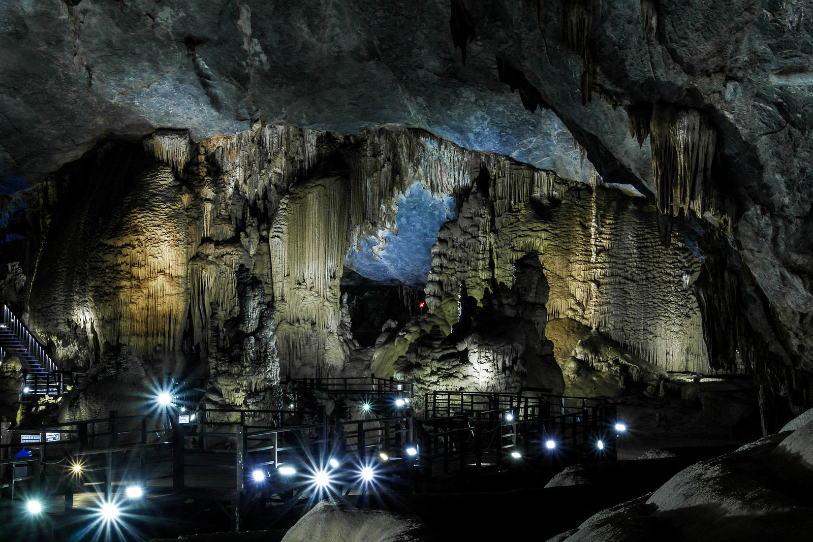 Пещеры в парке Фонгня-Кебанг. Фото 1 – фотографии Вьетнама