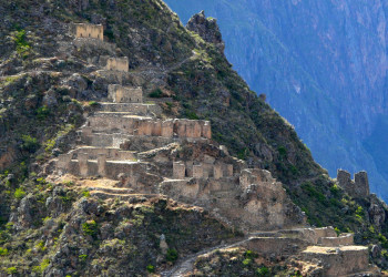 Панорамный вид руин Ольянтайтамбо – фотографии Перу