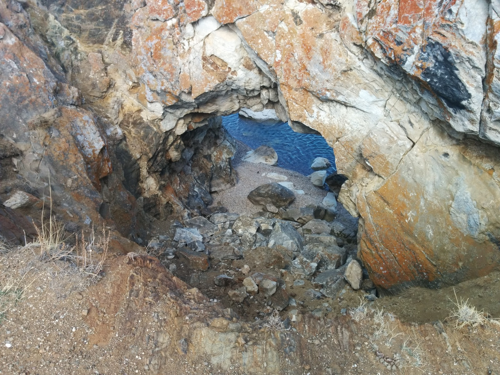 Курма, Малое море, вид на арку в скале. Фото 1 – фотографии России