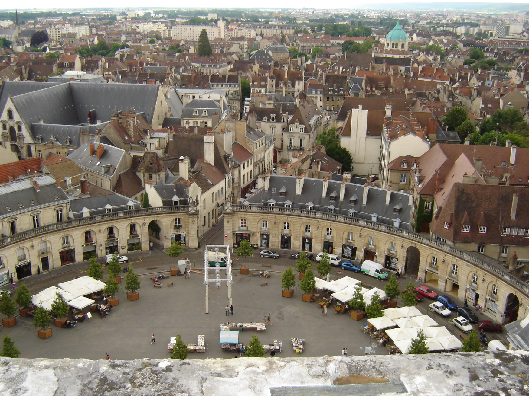 Панорамный вид в Дижоне, Франция – фотографии Франции