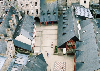 Дома в Динане, Франция. Фото 2 – фотографии Франции