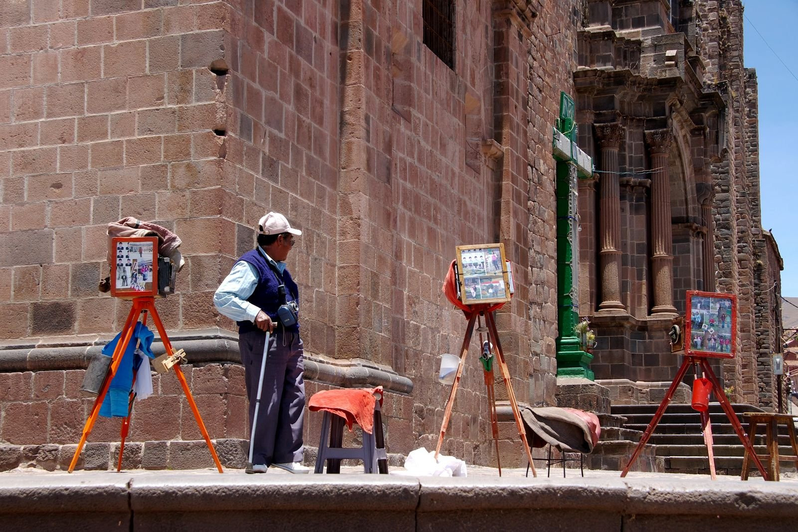 Фотографы на улицах Куско, Перу – фотографии Перу